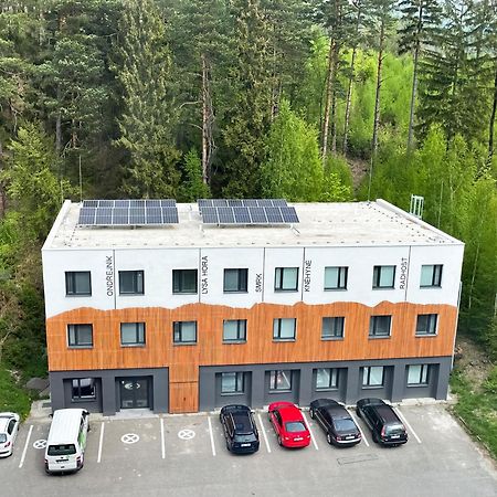 Rožnov pod Radhoštěm Beskydy House旅舍 外观 照片